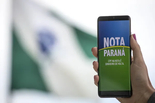 Foto relacionada a notícia: Nota Paraná libera R$ 24 milhões em créditos, maior valor em 10 meses