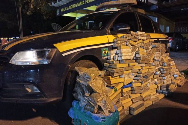 PRF apreende Maconha e Skank em Nova Laranjeiras