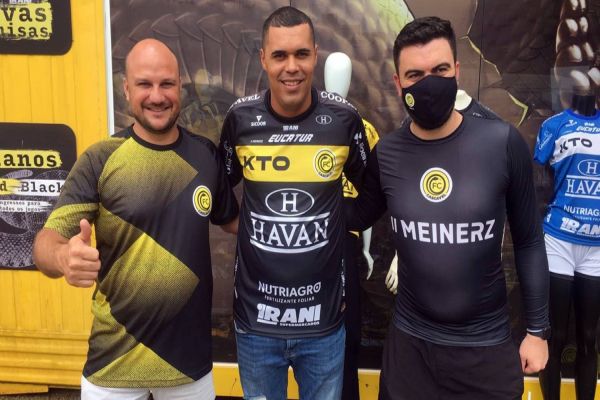 FC Cascavel recebe visita de presidente de clube de Rondônia