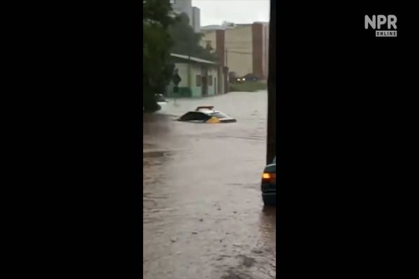 Temporal causa alagamentos e estragos em Foz do Iguaçu e Ciudad del Este; veja imagens