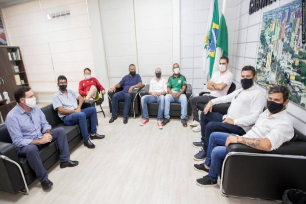 Vereadores de Cascavel debatem eleição da Acamop e retomada econômica do Oeste