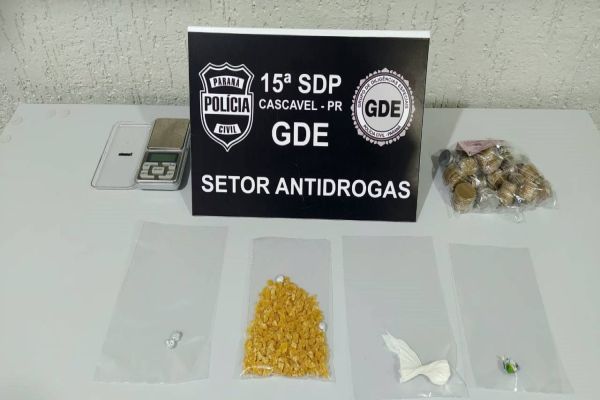 Quatro pessoas são detidas por tráfico de drogas no Bairro Santa Cruz