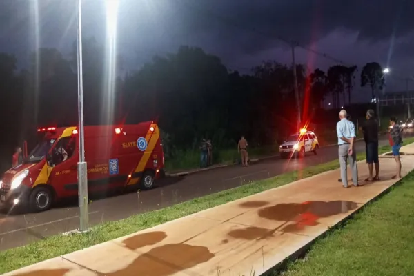 Foto relacionada a notícia: Homem é morto em frente ao Lago II em Laranjeiras do Sul