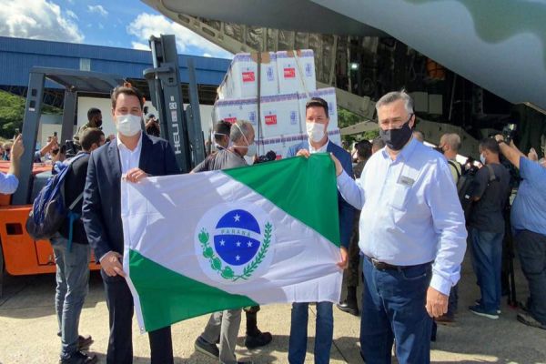 Vacinação começa nesta segunda-feira no Paraná