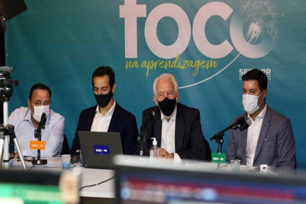 Encontro de diretores debate ensino na rede estadual