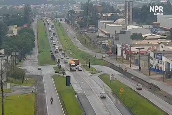 Imagem referente a notícia: Câmera de monitoramento registra grave acidente de trânsito na BR-277