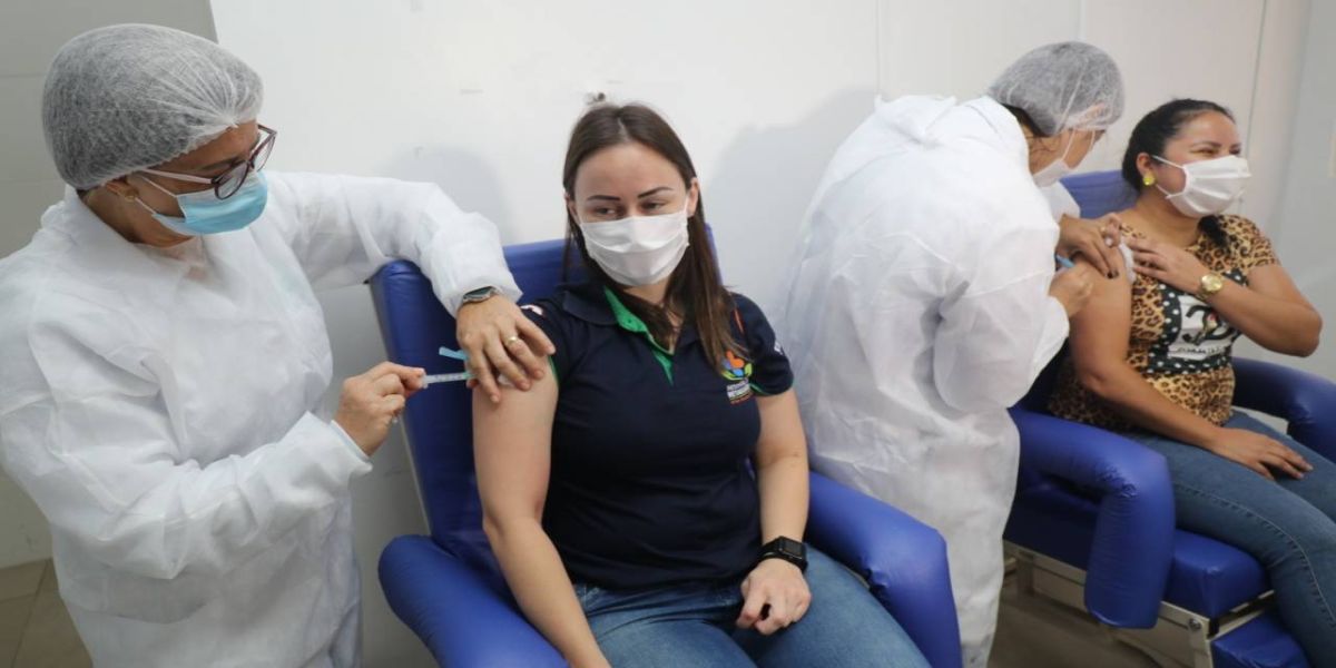 Covid-19: Saiba quem são as pessoas vacinadas na primeira fase da campanha