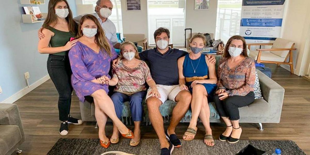 Esposa de Renato Silva tem alta hospitalar após mais de 30 dias em tratamento