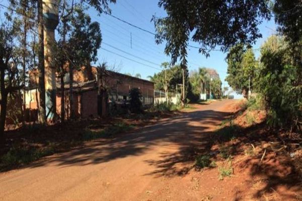 Paranhos homologa contrato para obras de asfalto no Lago Azul