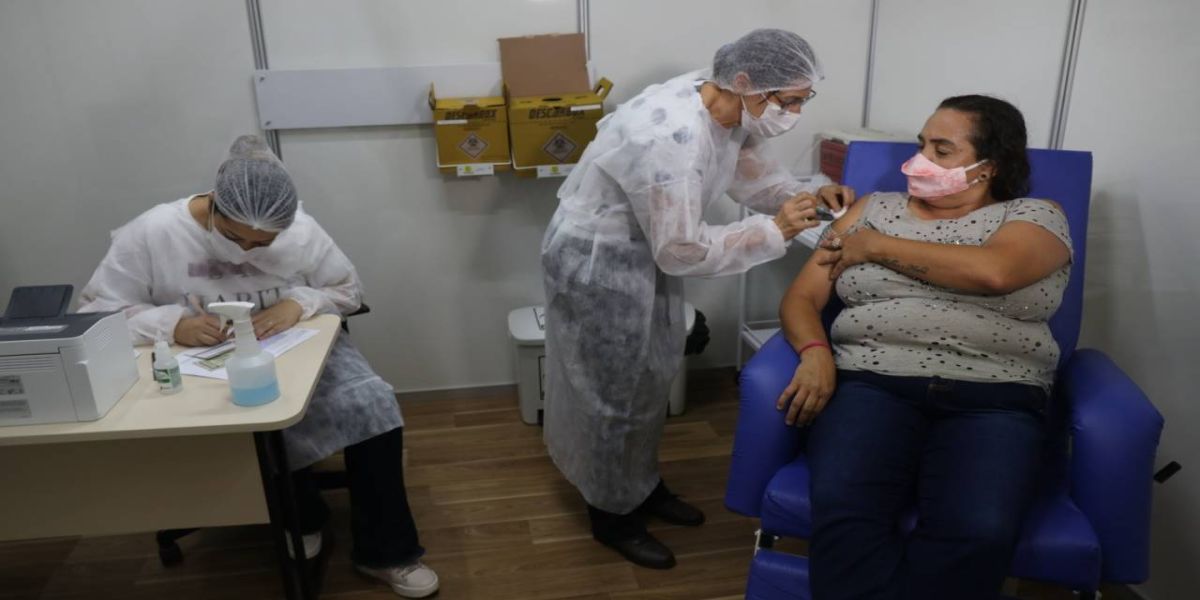 Cascavel mantém sistema rígido de controle das vacinas contra a Covid-19