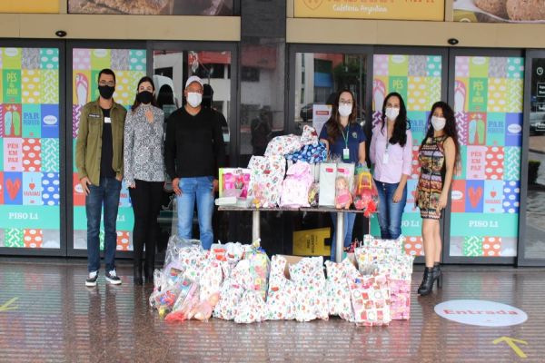 Crianças do CCI do Morumbi recebem presentes arrecadados na Jornada do Noel