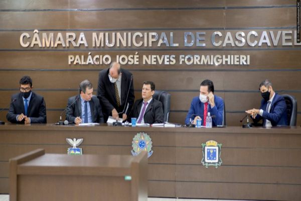 Primeira sessão do ano definirá composição das comissões permanentes