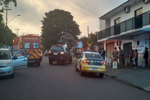 Imagem referente a notícia: Homem morre após ser baleado no Bairro Claudete