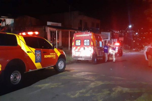 Imagem referente a notícia: Homem fica em estado gravíssimo após ser baleado no Bairro Periolo