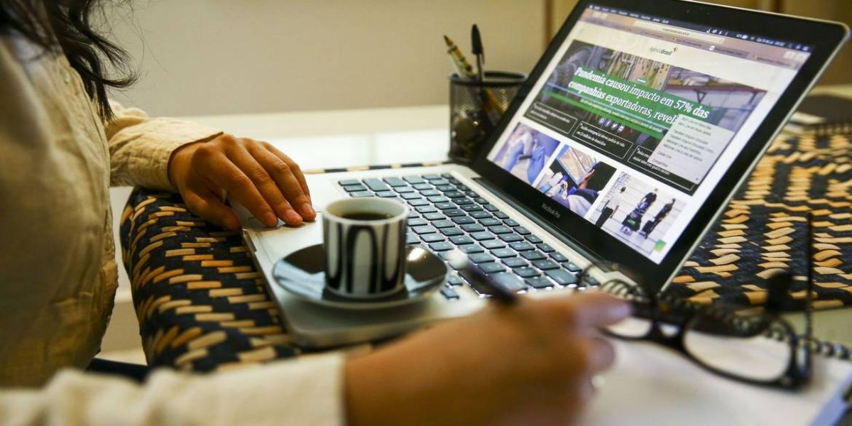 Número de trabalhadores em home office diminui em novembro de 2020