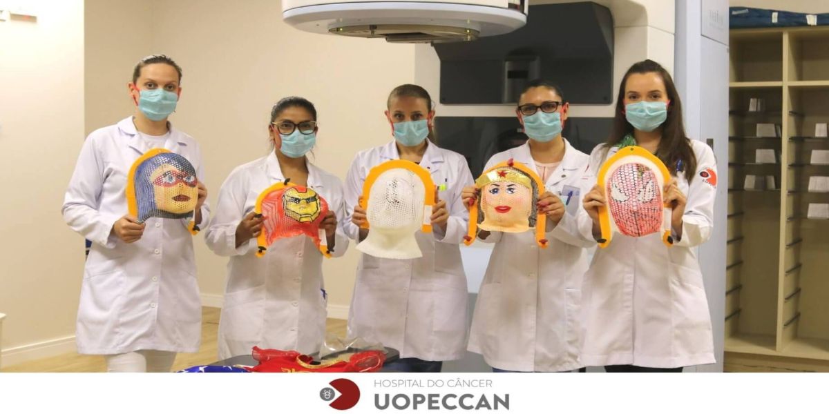 Máscaras de super-heróis permitem tratamento mais leve para pacientes da radioterapia da Uopeccan