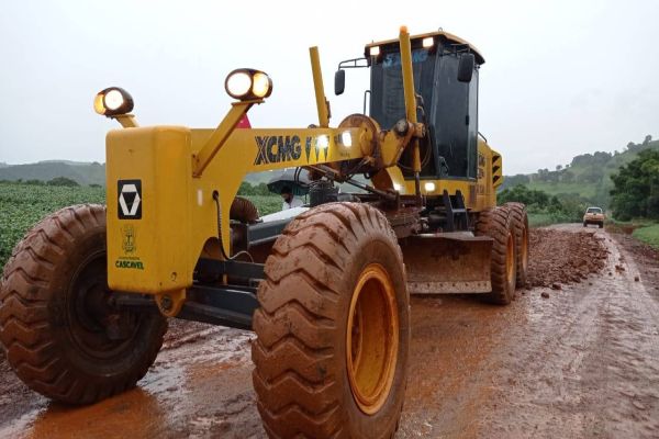 Mutirão Safra 2021 avança no reparo de pontos críticos das estradas rurais