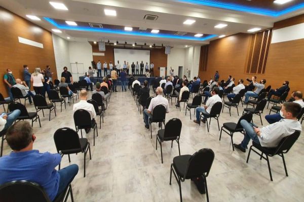 Oeste lança campanha por menor preço; 100 entidades assinam carta a Bolsonaro