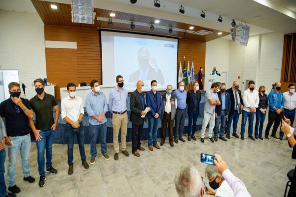 Novas concessões: Pacheco defende modelo de menor preço e a retirada da praça de pedágio de Toledo