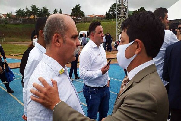 Dr. Lauri solicita recursos para segurança ao deputado federal Sargento Fahur