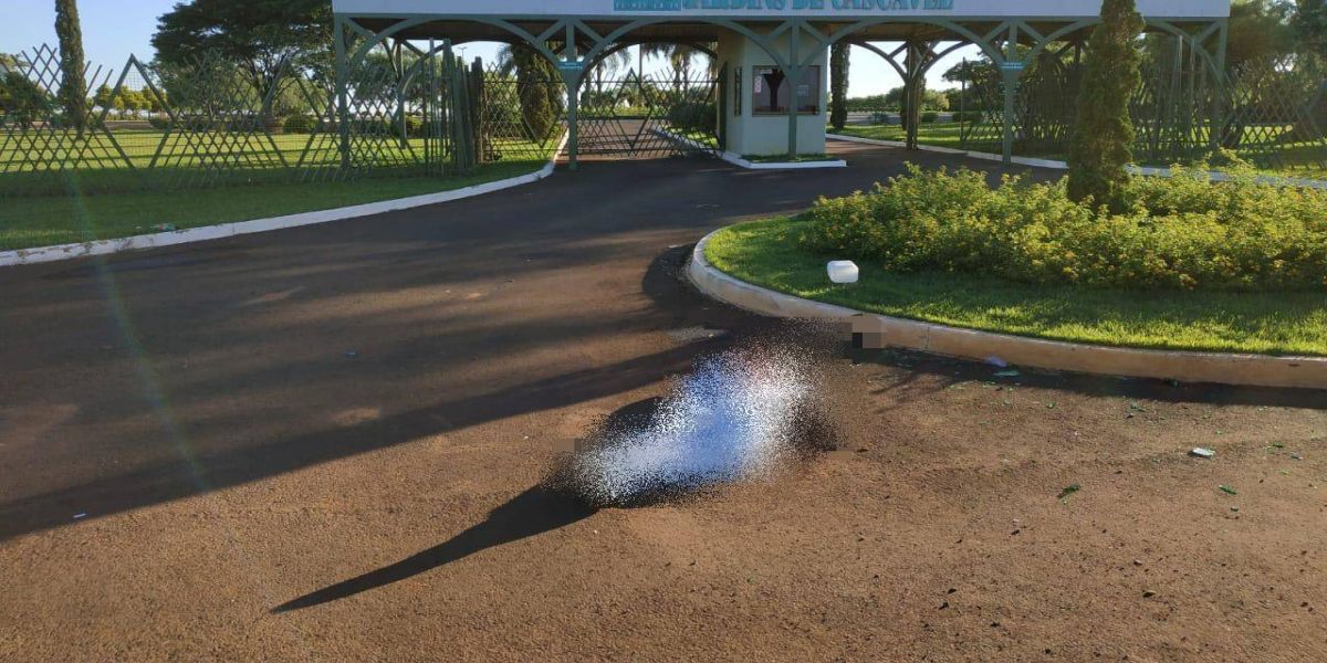 Jovem é agredido e morto a tiros em estrada rural no Bairro Santos Dumont