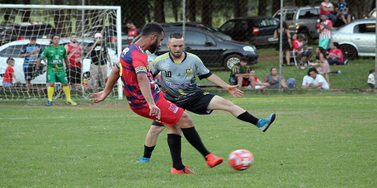 1ª Copa Cascavel de Ouro: Os Pia do Chip vence OCS Instalações por 3 a 1