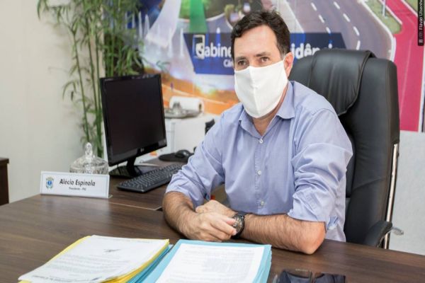 Alécio Espínola pede rigor na punição de quem filma acidentes sem prestar ajuda