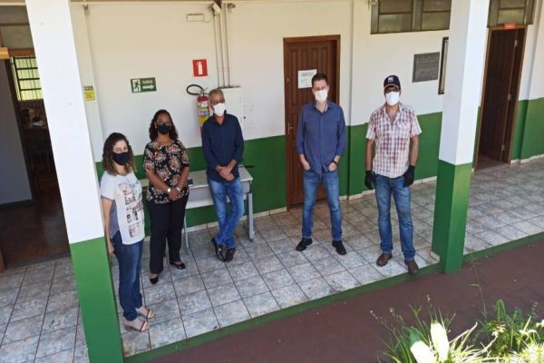 Vereadores conhecem em Toledo modelo de colégio técnico agrícola para Cascavel