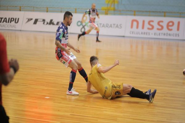 Cascavel Futsal: Jogo treino na fronteira, termina empatado