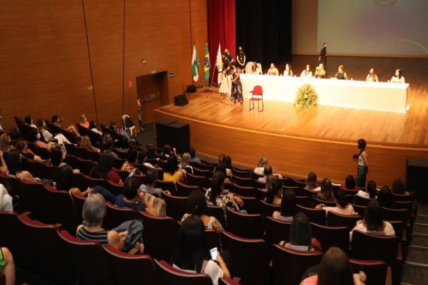 Conselheiros escolares são empossados para o triênio 2021/2023