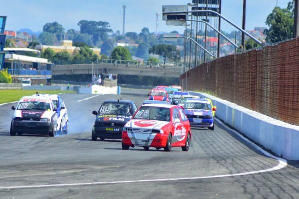 Paranaense de Velocidade começará em maio