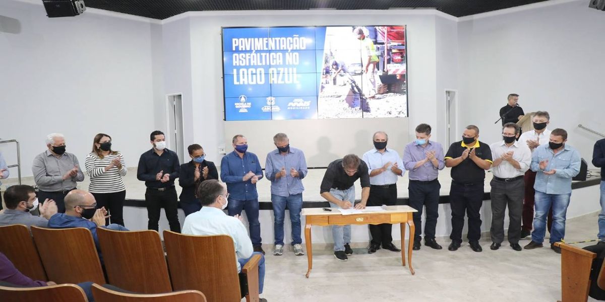 Assinada ordem de serviço para obras de asfalto no Lago Azul