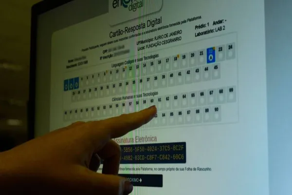 Foto relacionada a notícia: Quem perdeu o Enem digital tem até hoje para pedir reaplicação