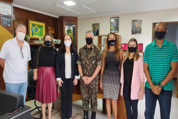 AMIC Paraná visita Brigada do Exército para alinhamento institucional