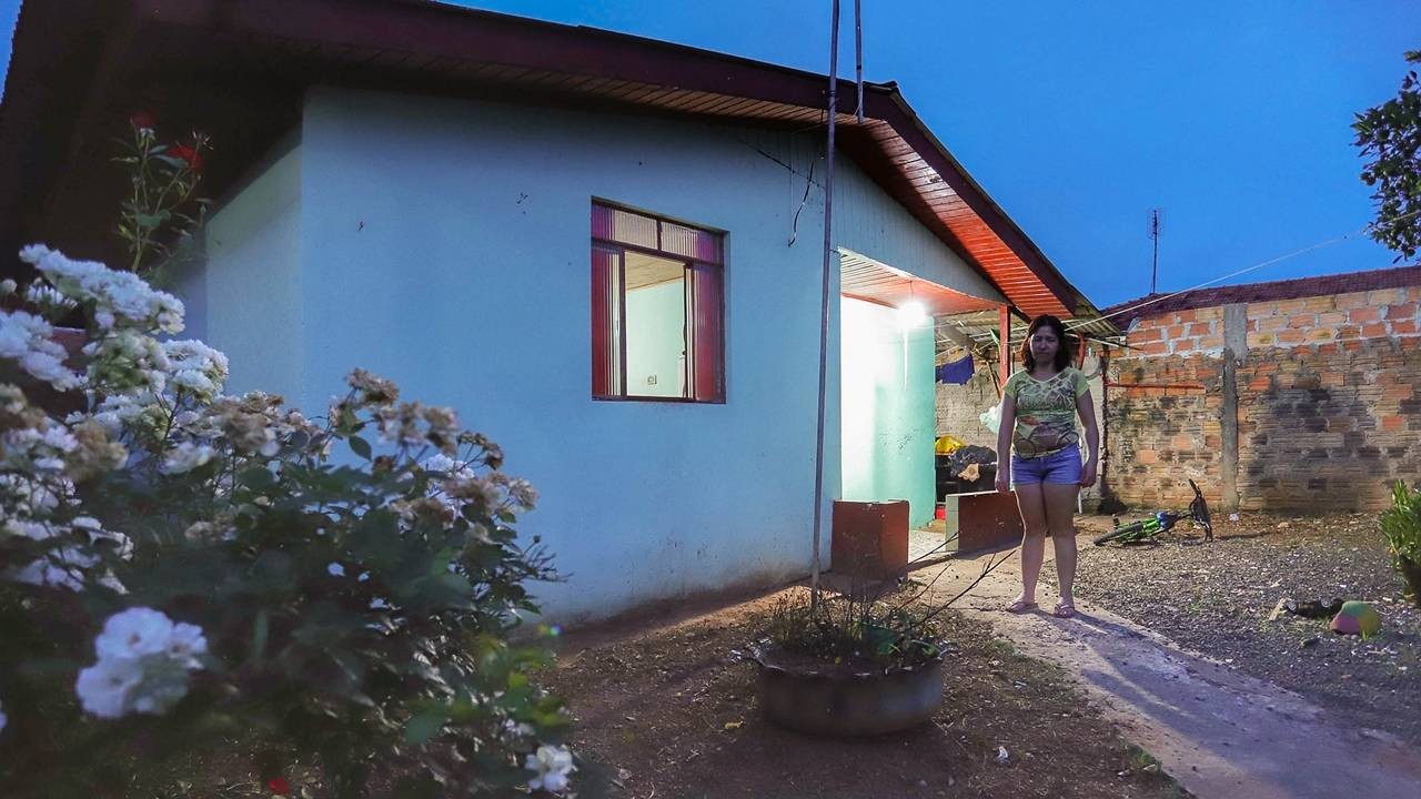 Governo amplia Luz Fraterna para ajudar mais paranaenses de baixa renda