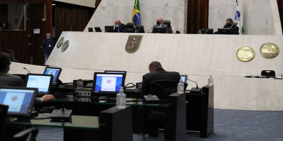 Proposta do Governo que estabelece Educação como atividade essencial avança na Assembleia