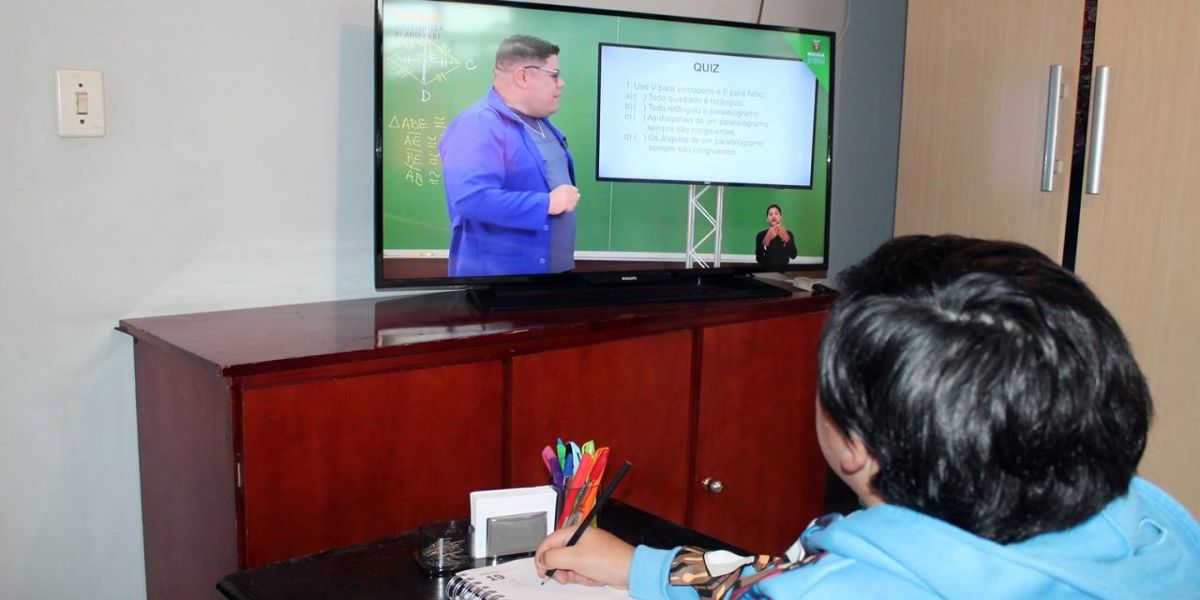 Ano letivo da Rede Estadual começa nesta quinta com aulas de reforço