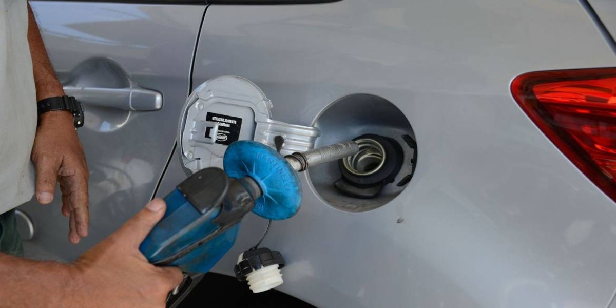 Petrobras anuncia aumento da gasolina e do diesel em refinarias