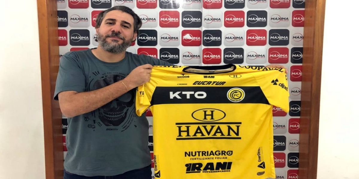 Em Coronel Vivida, Cascavelense incentiva população local a torcer pela Serpente Aurinegra