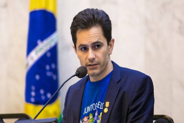 Covid-19: Aprovado requerimento de Pacheco que defende a inclusão de autistas em grupo prioritário