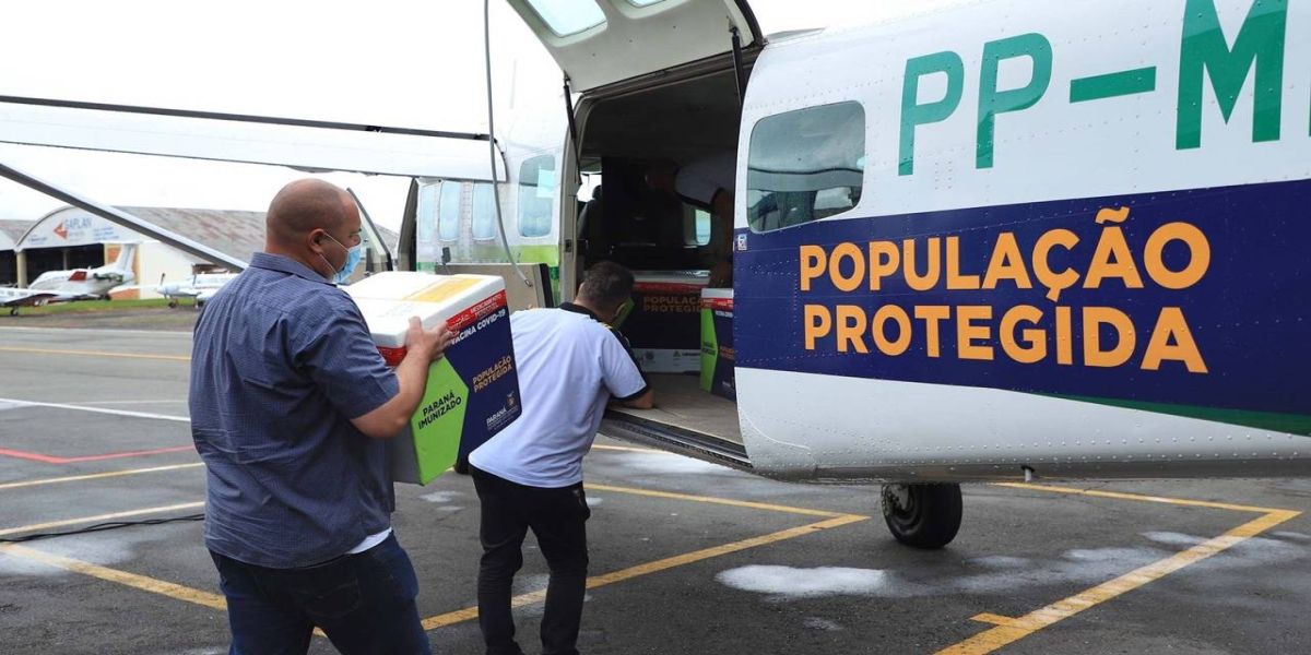 Paraná garante vacina para 90% dos trabalhadores da saúde