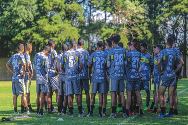 FC Cascavel realiza último treino antes da estreia no Paranaense 2021 contra o Paraná Clube