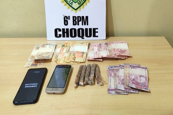 Homens são detidos por tráfico de drogas no Bairro Morumbi