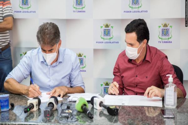 Paranhos apresenta na Câmara projeto com autorização para compra de vacinas