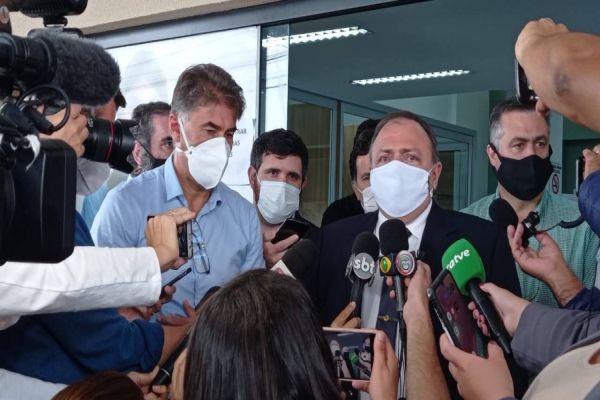 Ministro Pazuello visita UPA Brasília em Cascavel