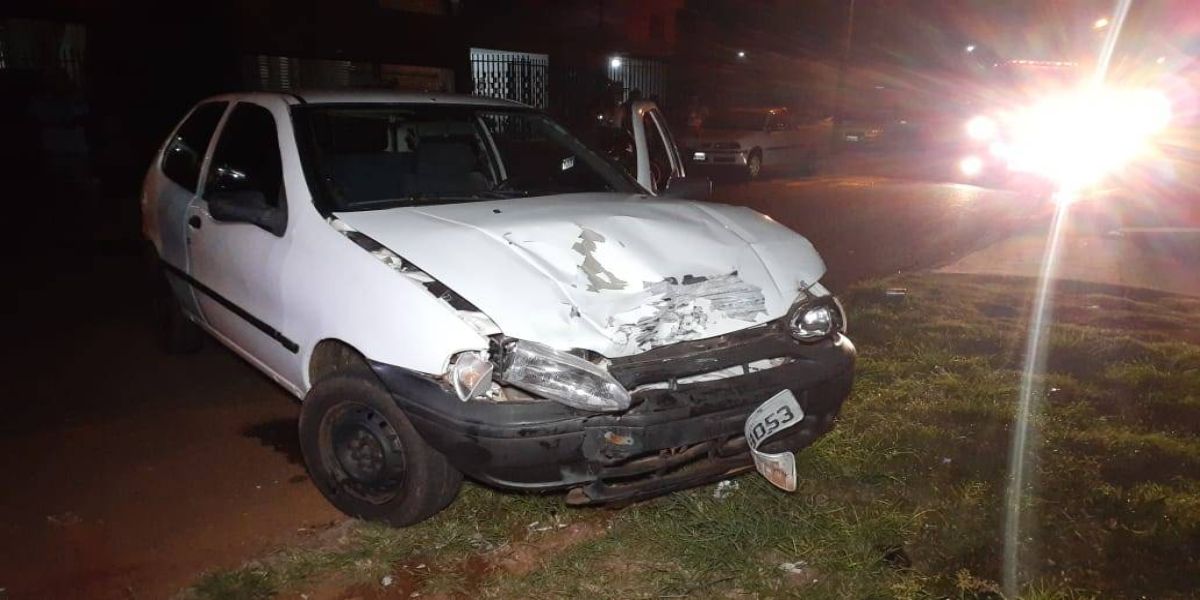 Motociclista fica ferido após colisão de trânsito no Bairro Cascavel Velho