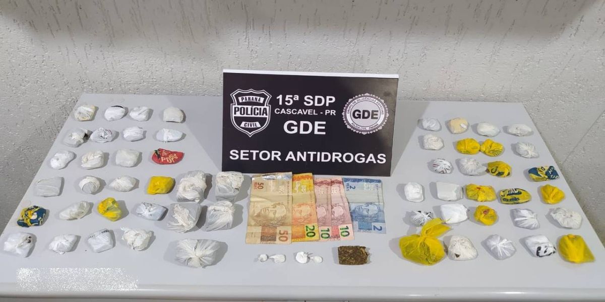 GDE apreende mulher por tráfico de drogas no Bairro Santa Felicidade