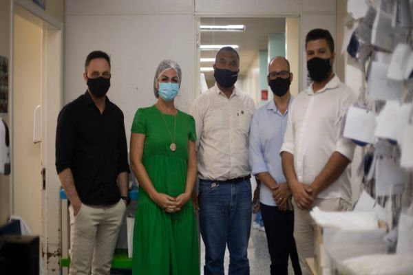 Cimissão de saúde da Câmara, visita Hospital Universitário de Cascavel