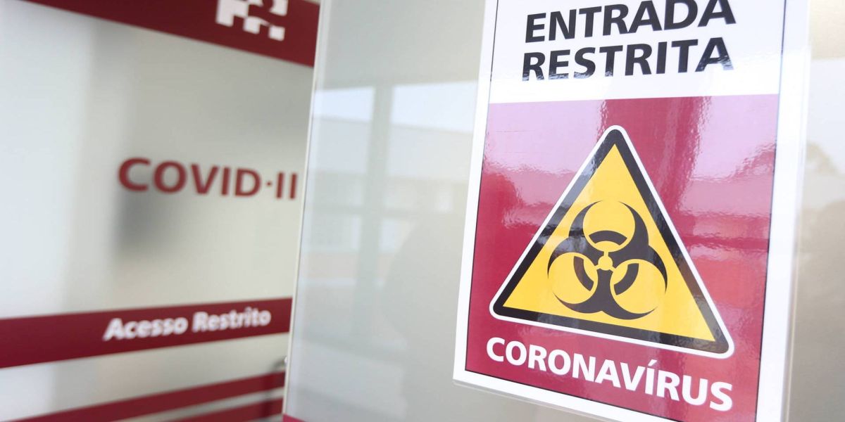 Em um ano, coronavírus infectou 6,5% da população paranaense