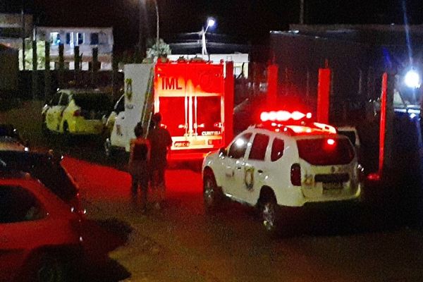 Imagem referente a notícia: Duplo homicídio é registrado no Residencial Jaborá em Cascavel